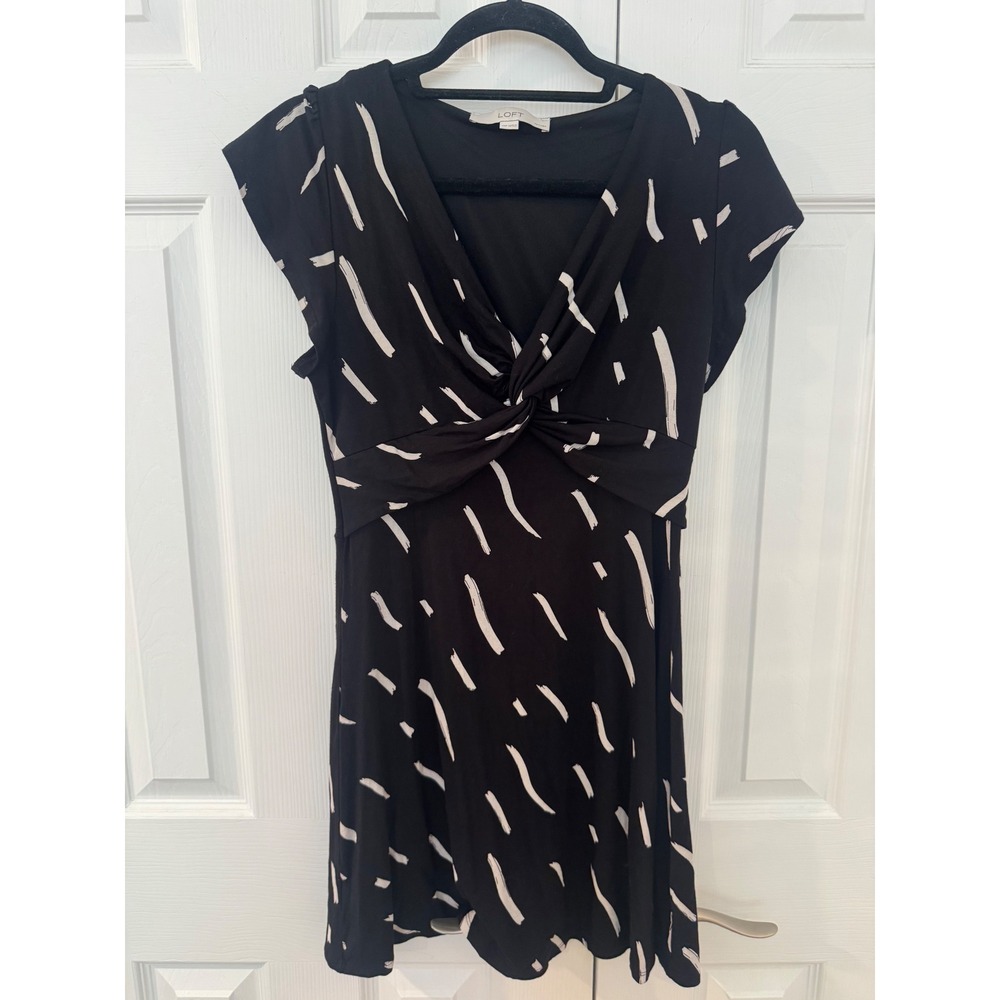 Loft Petites Black White 90s Abstract Brushstroke Twist Front V-Neck Dress XSP